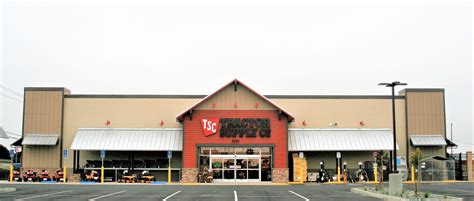 tractor supply in mount joy